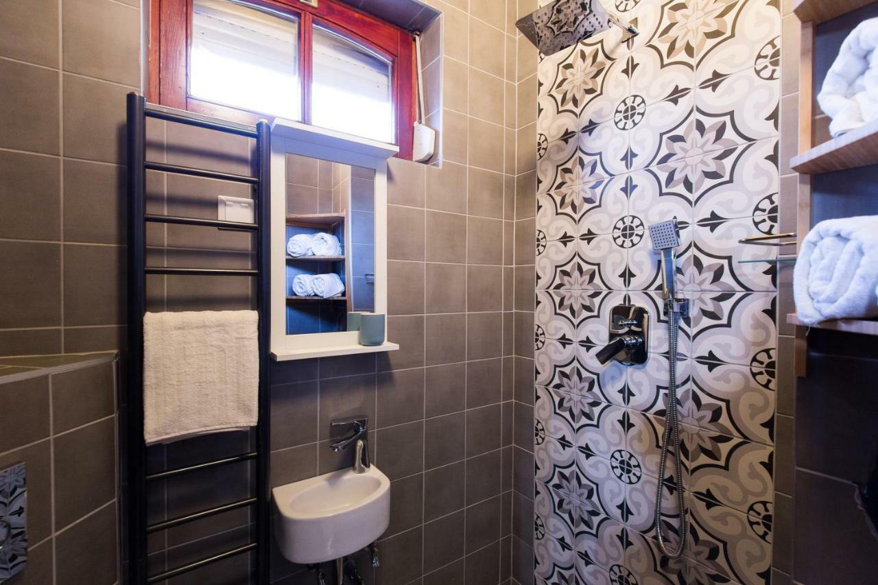 Two Towers Apartman Miskolc Ngoại thất bức ảnh