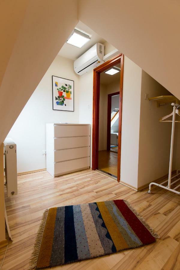 Two Towers Apartman Miskolc Ngoại thất bức ảnh