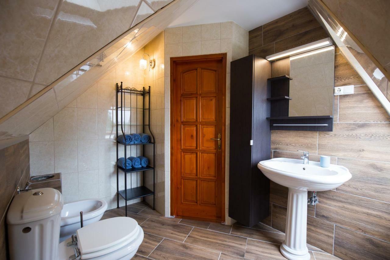 Two Towers Apartman Miskolc Ngoại thất bức ảnh