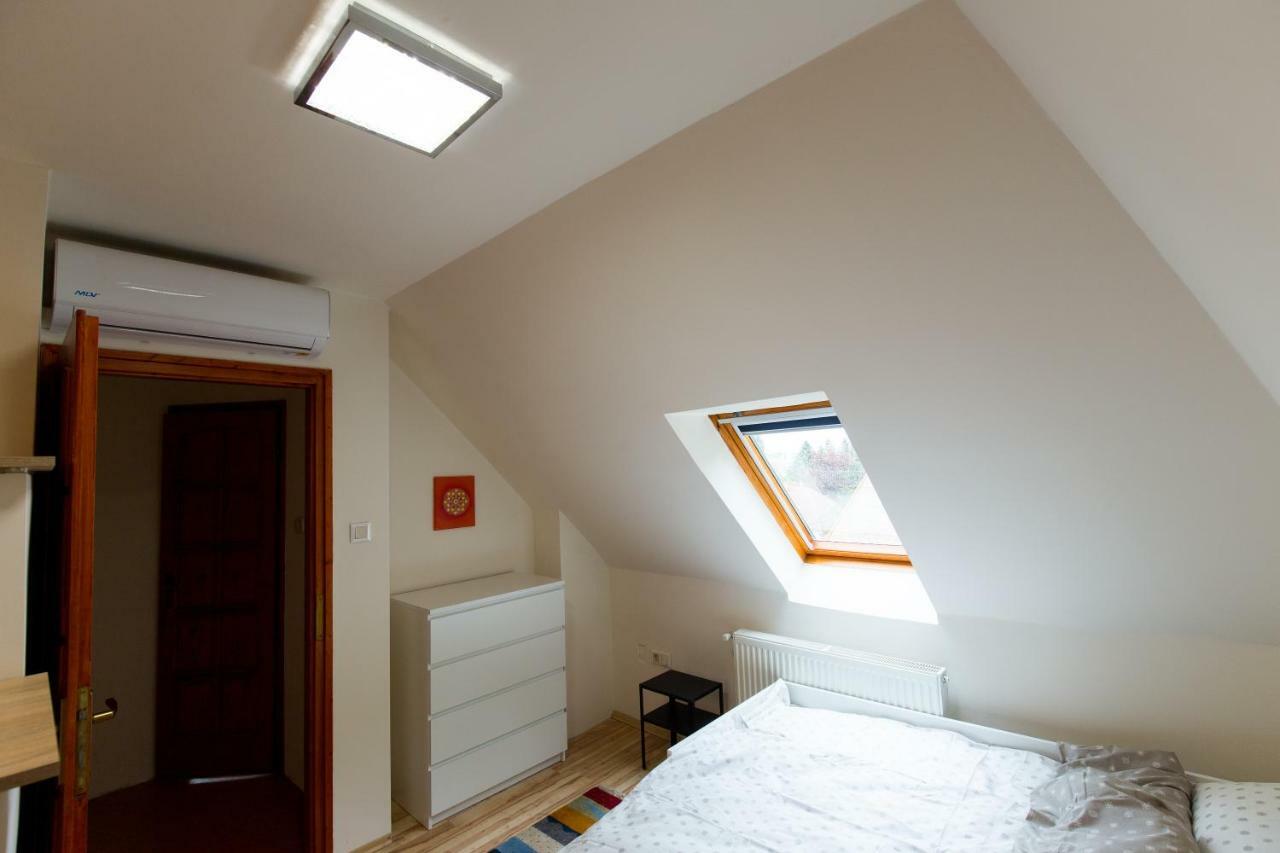 Two Towers Apartman Miskolc Ngoại thất bức ảnh